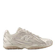 New Balance Unisex 204L in Timberwolf/Light Gold Metallic