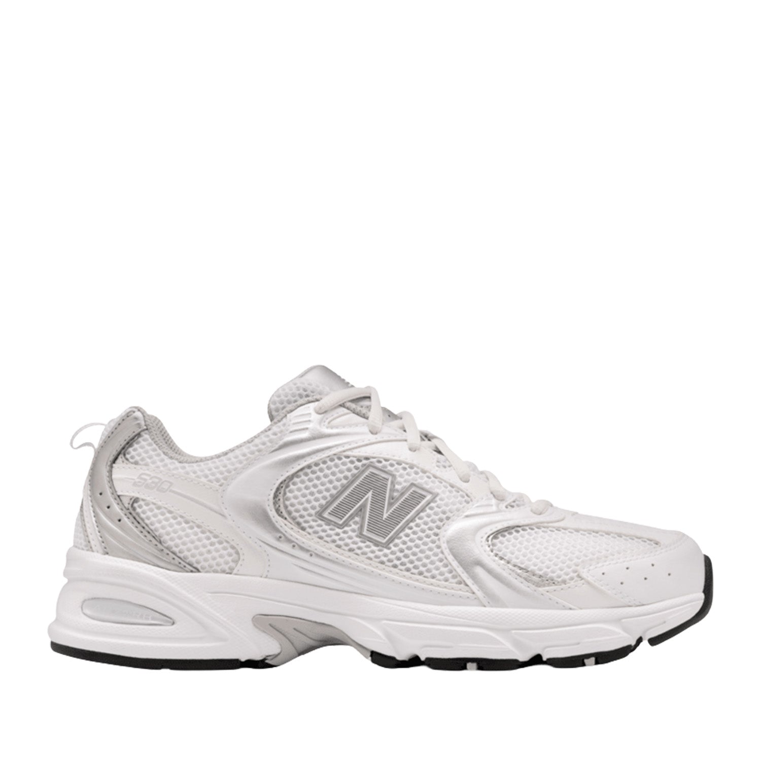 New Balance Unisex 530 in White/Silver Metallic