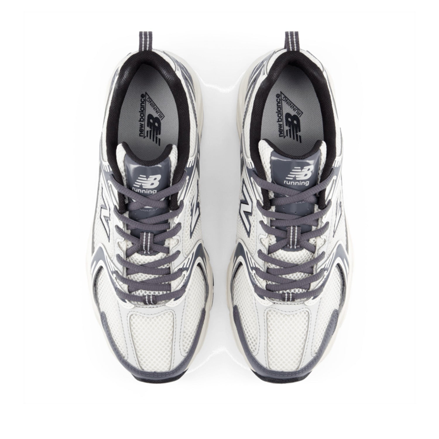 New Balance Unisex 530 in Sea Salt/Magnet