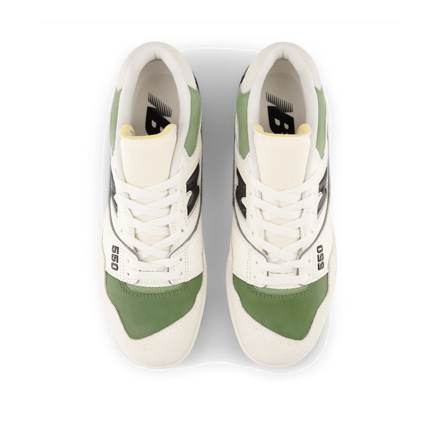 New Balance Unisex 550 in Sea Salt