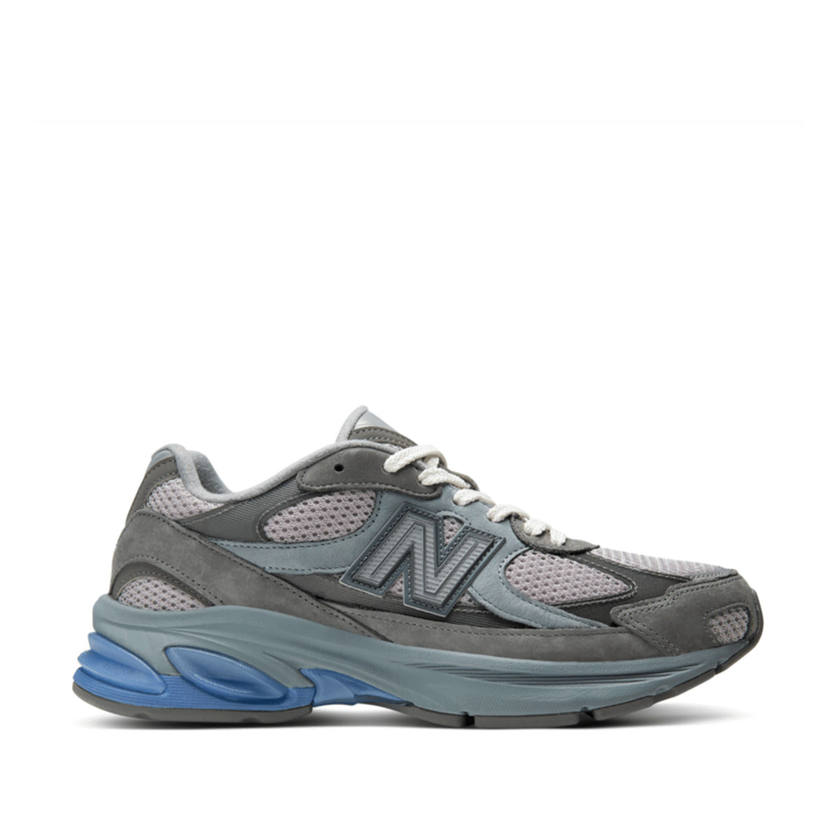 New Balance Unisex 2010 in Harbor Grey/Fairweather Blue/Truffle Salt