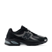 New Balance Unisex 2010 in Black/Harbor Grey