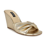 Nine West Women's Nikhil3 Metallic M