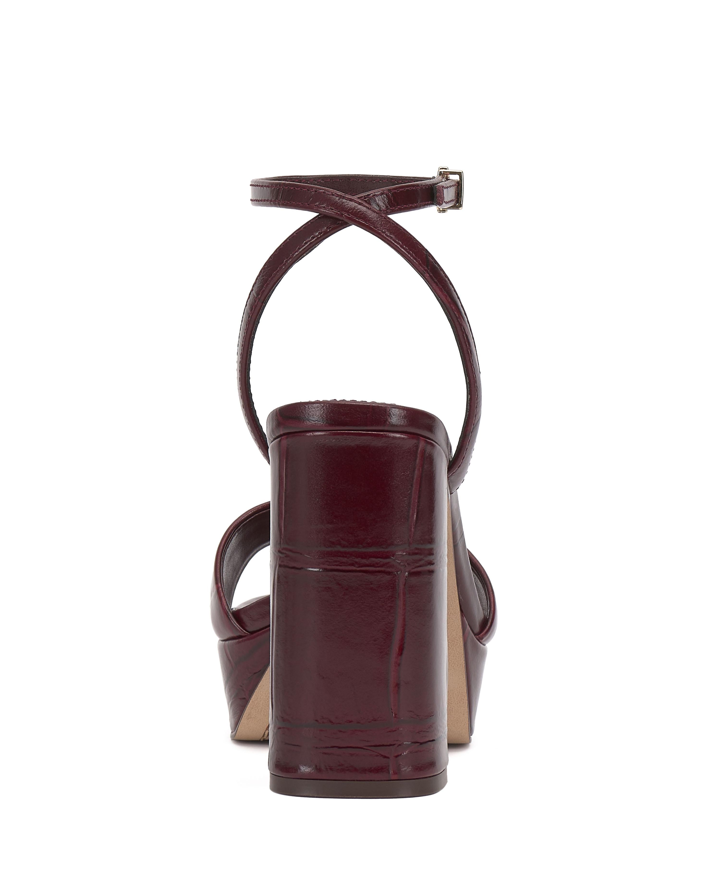 Vince Camuto Women's Pendry Burgundy M