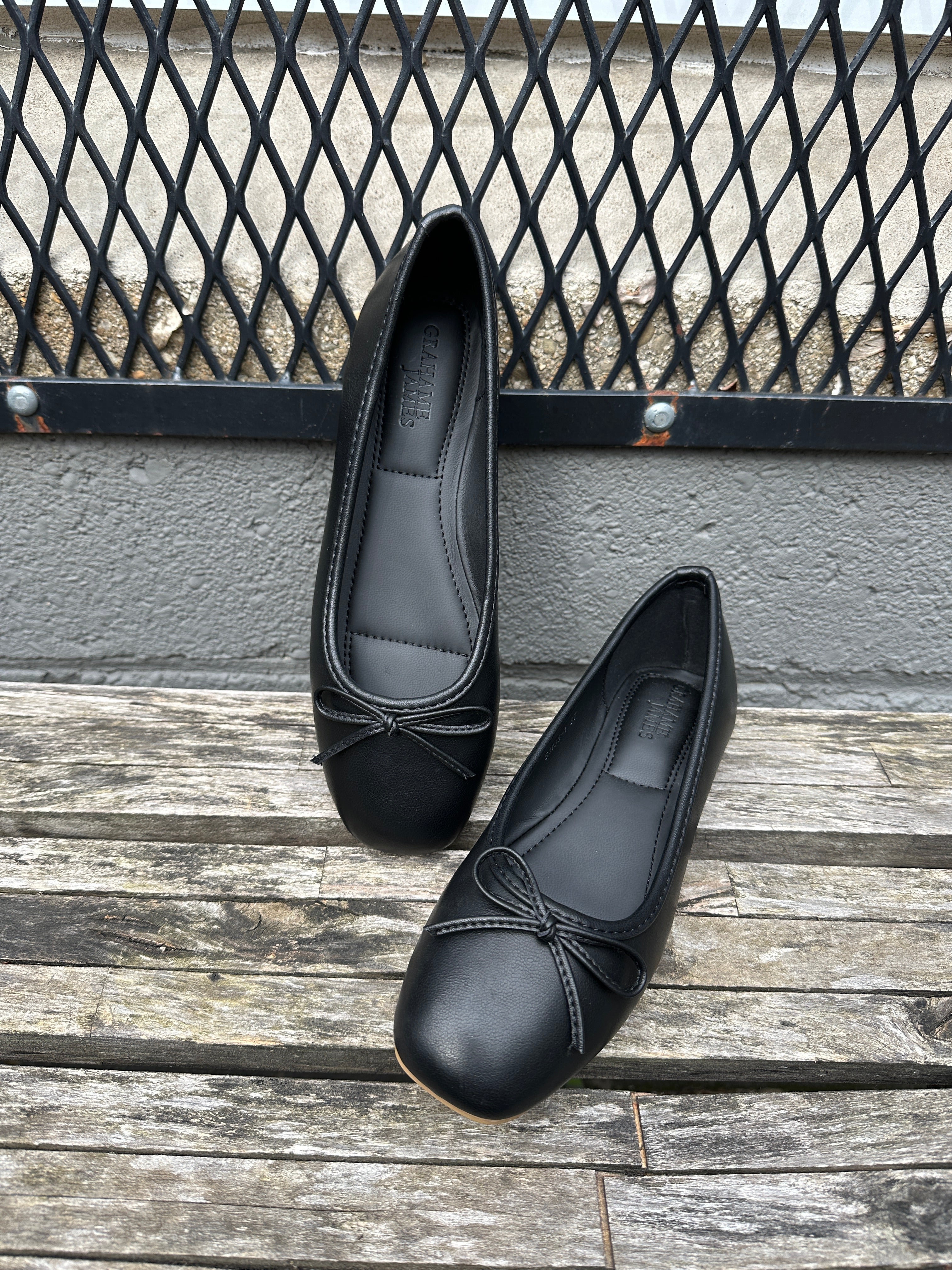 Grahame James Women's Poppy in Black