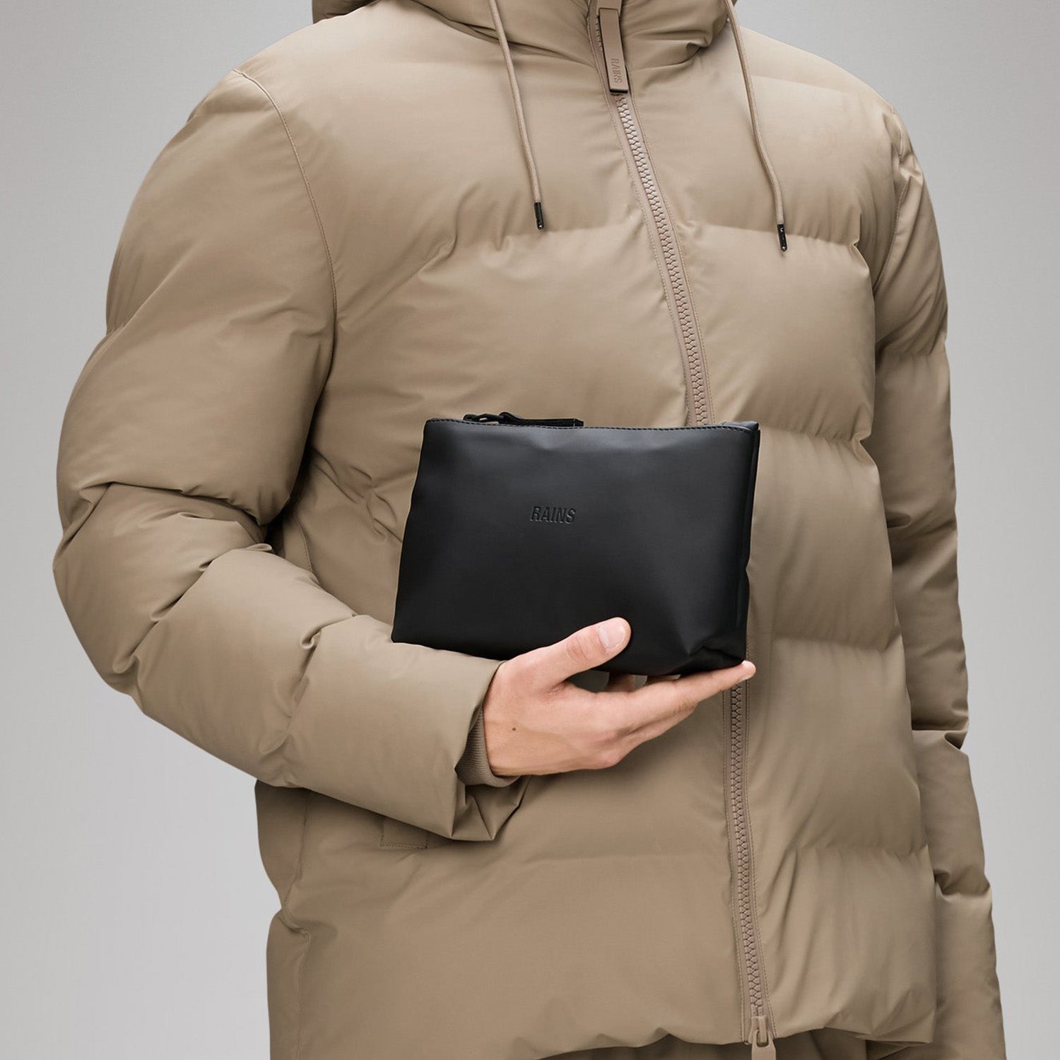 Rains Cosmetic Bag in Black