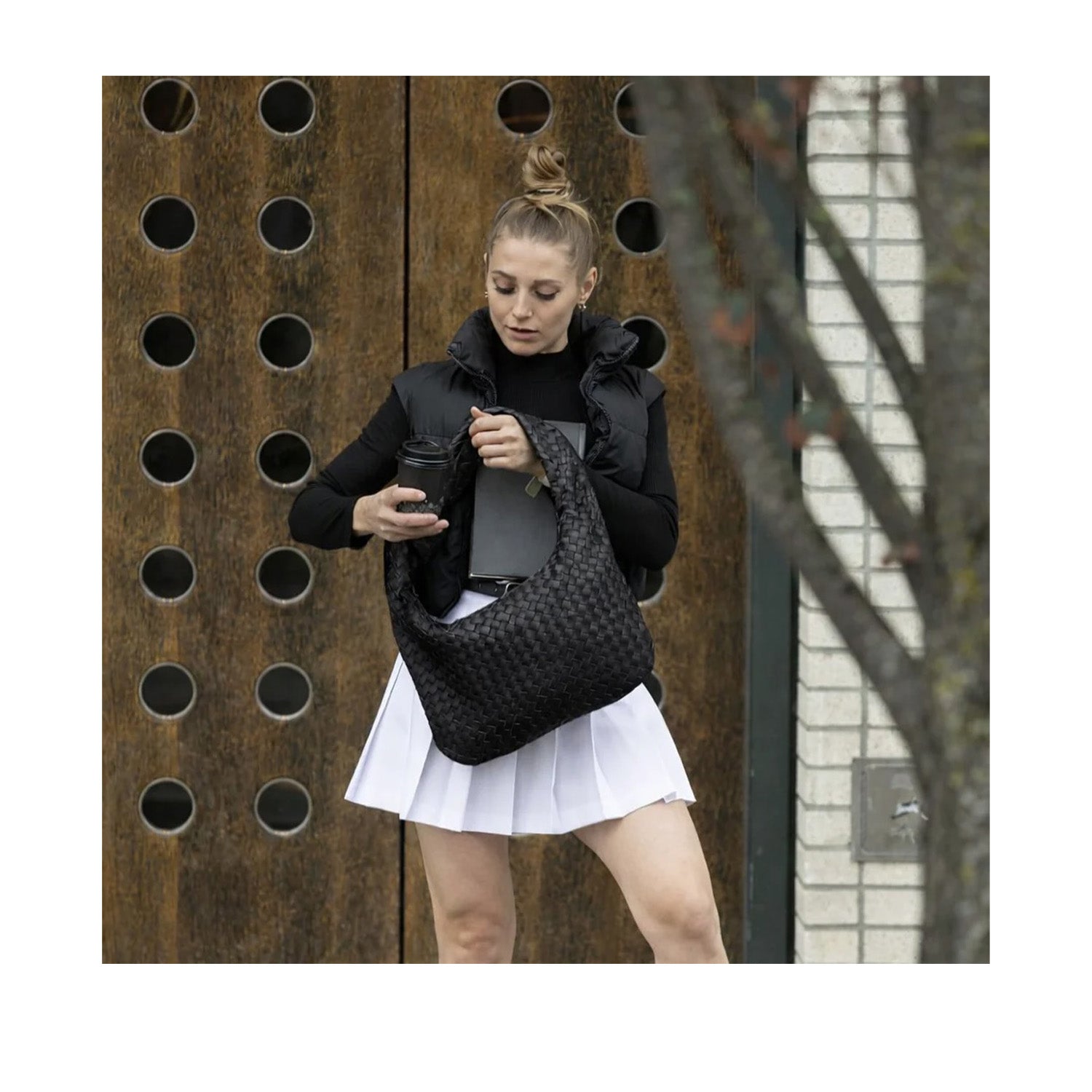 Risa Women's Zar Woven Handbag in Black