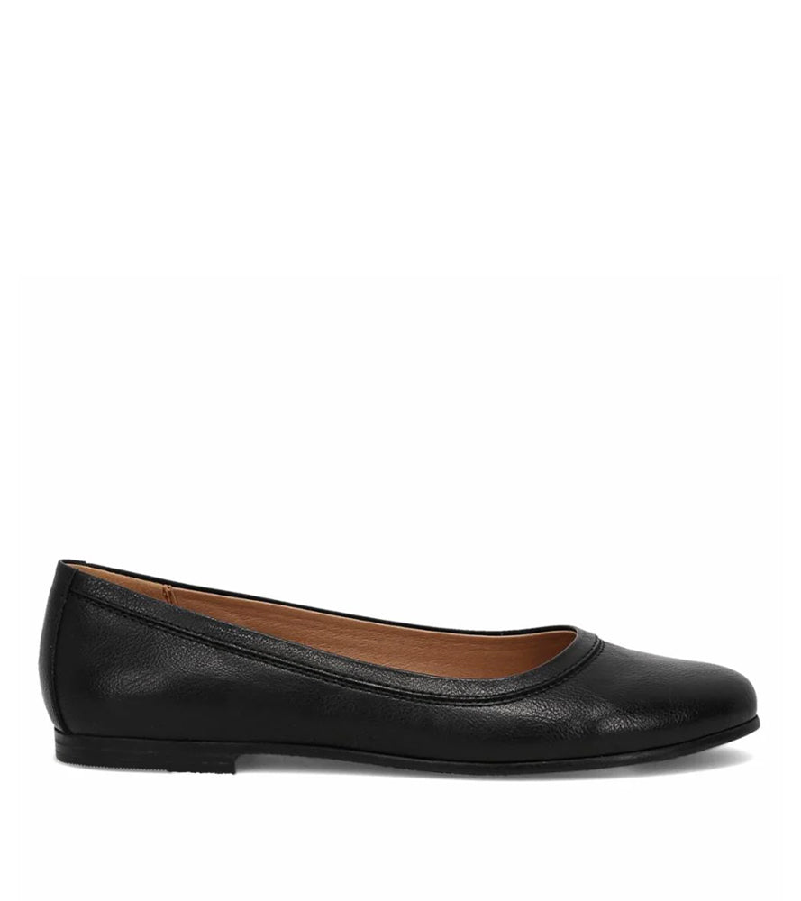 Frye  Women's Rivka Shoe Black M
