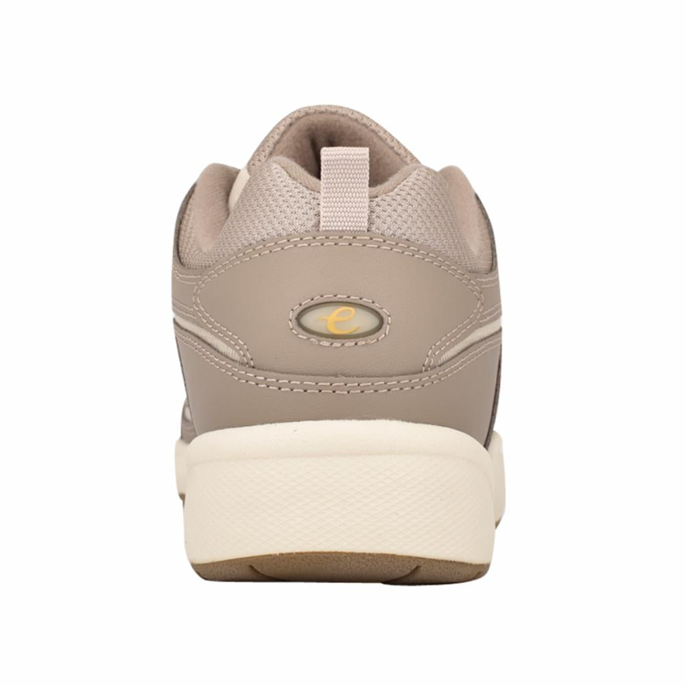 Easy Spirit Women's Romy Brown M