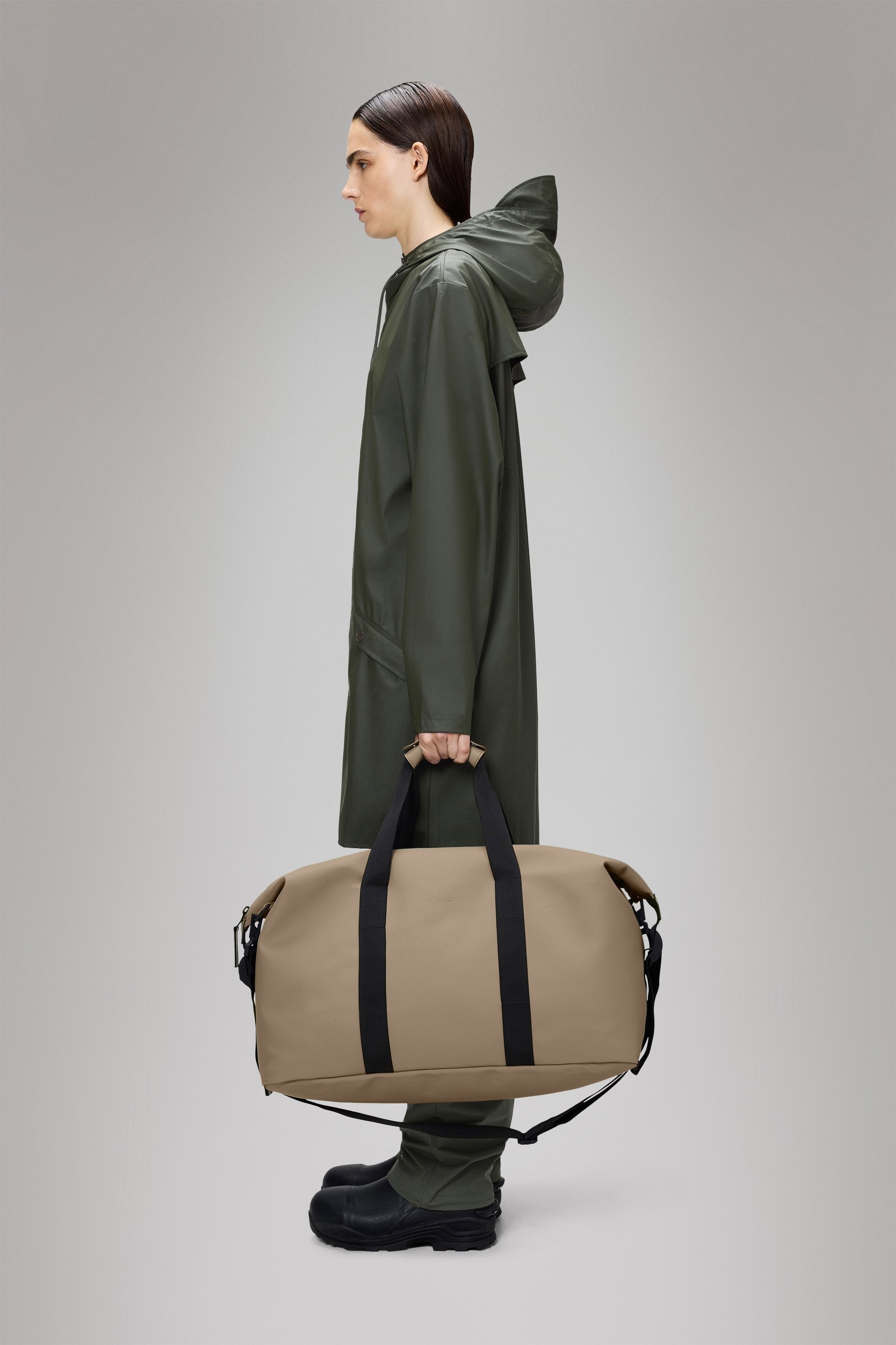 Rains Hilo Weekend Bag in Beige