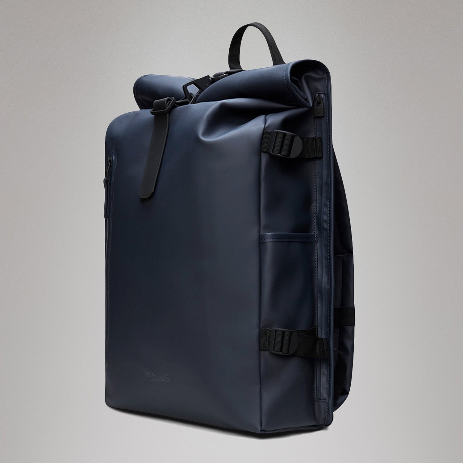 Rains Rolltop Rucksack Large in Navy