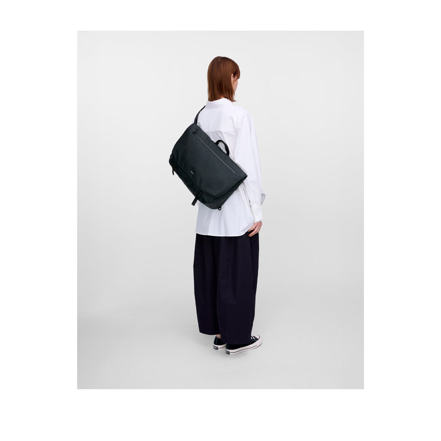 Sandqvist Stream Messenger in Black