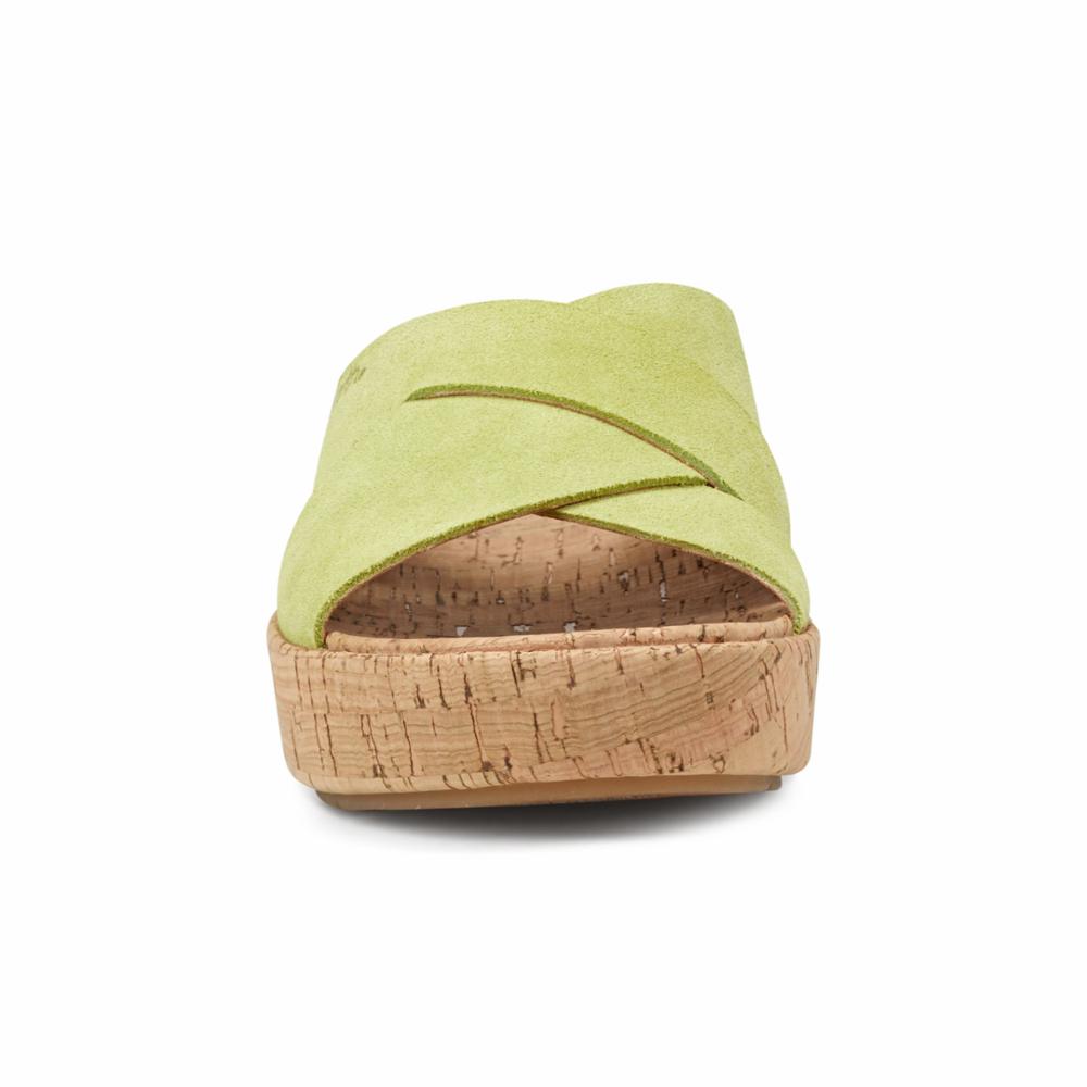 Earth Women's Scout Green M