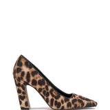 Vince Camuto Women's Sibrina3 Animal Print M