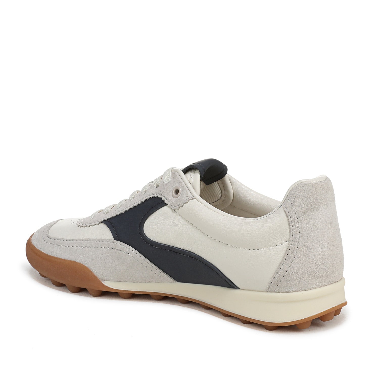 Vince. Women's Silverlake Trainer in Horchata/Nights