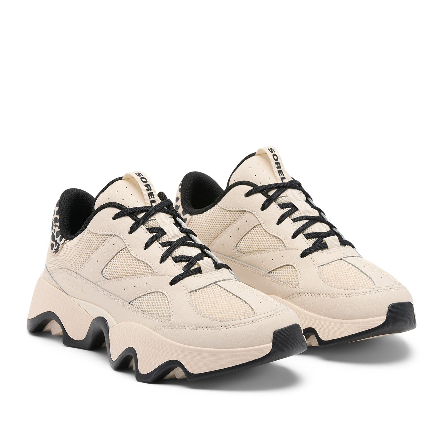 Sorel Women's Kinetic™ Array in Chalk/Black