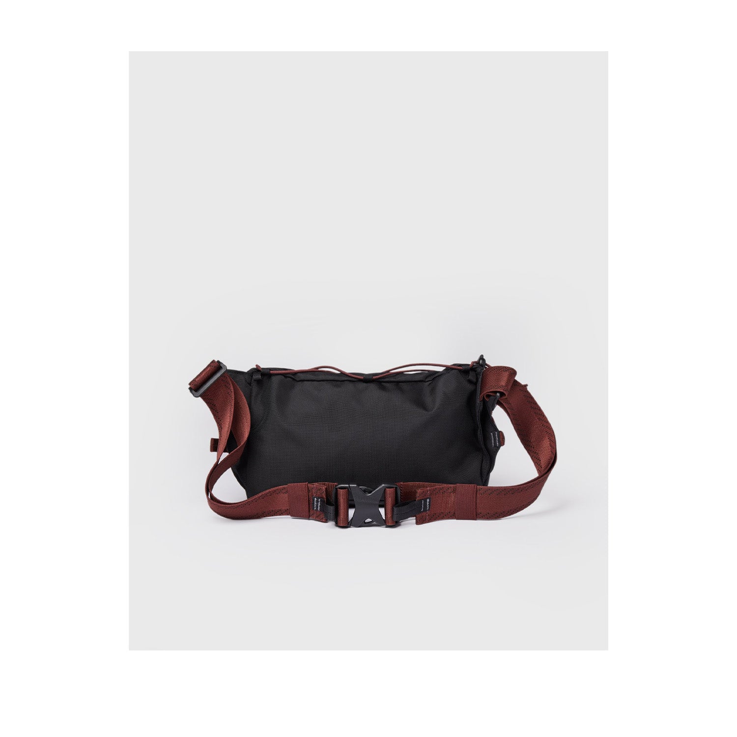 Sandqvist All Terrain Hike in Black