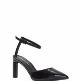 Vince Camuto Women's Talayem Black M