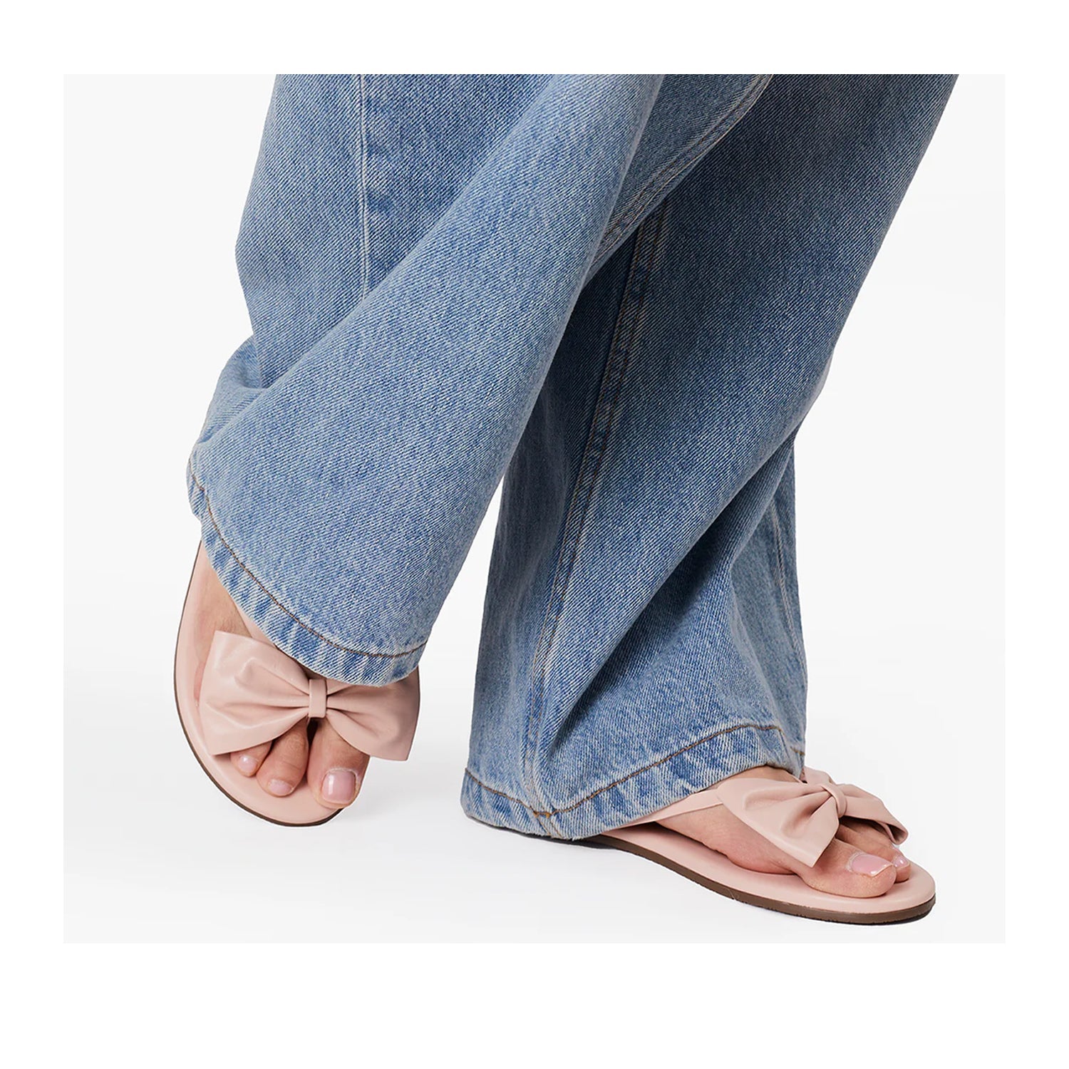 TKEES Women's Lily Oversized Bow in Ballet Pink