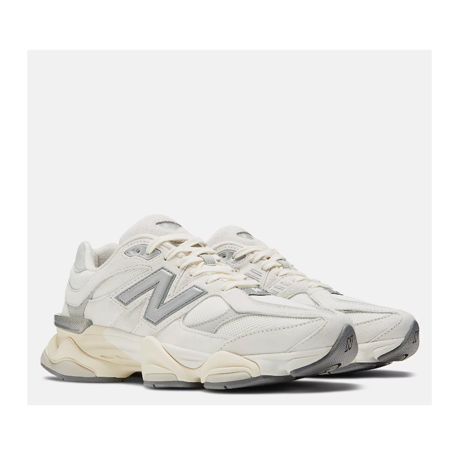 New Balance Unisex 9060 in Sea Salt/Concrete/Silver