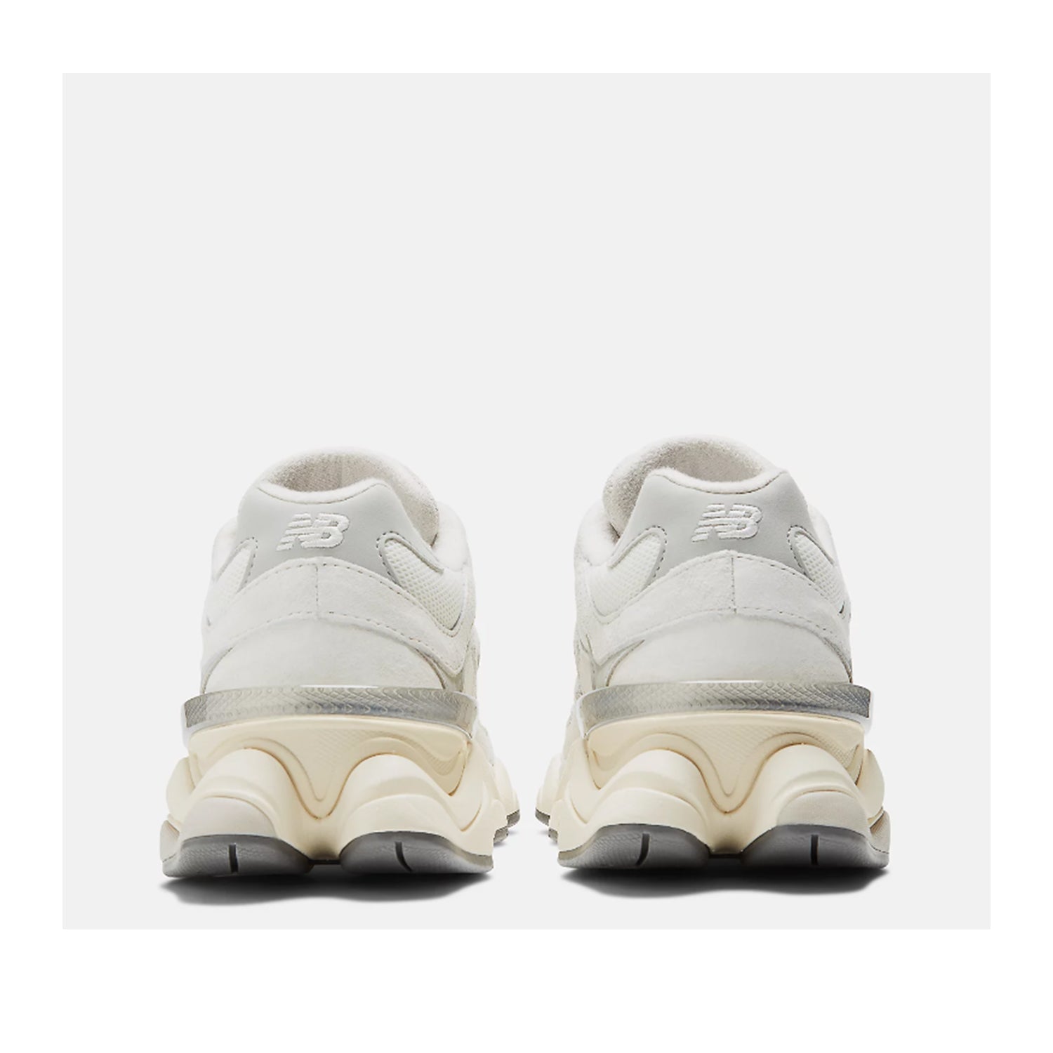 New Balance Unisex 9060 in Sea Salt/Concrete/Silver Metallic