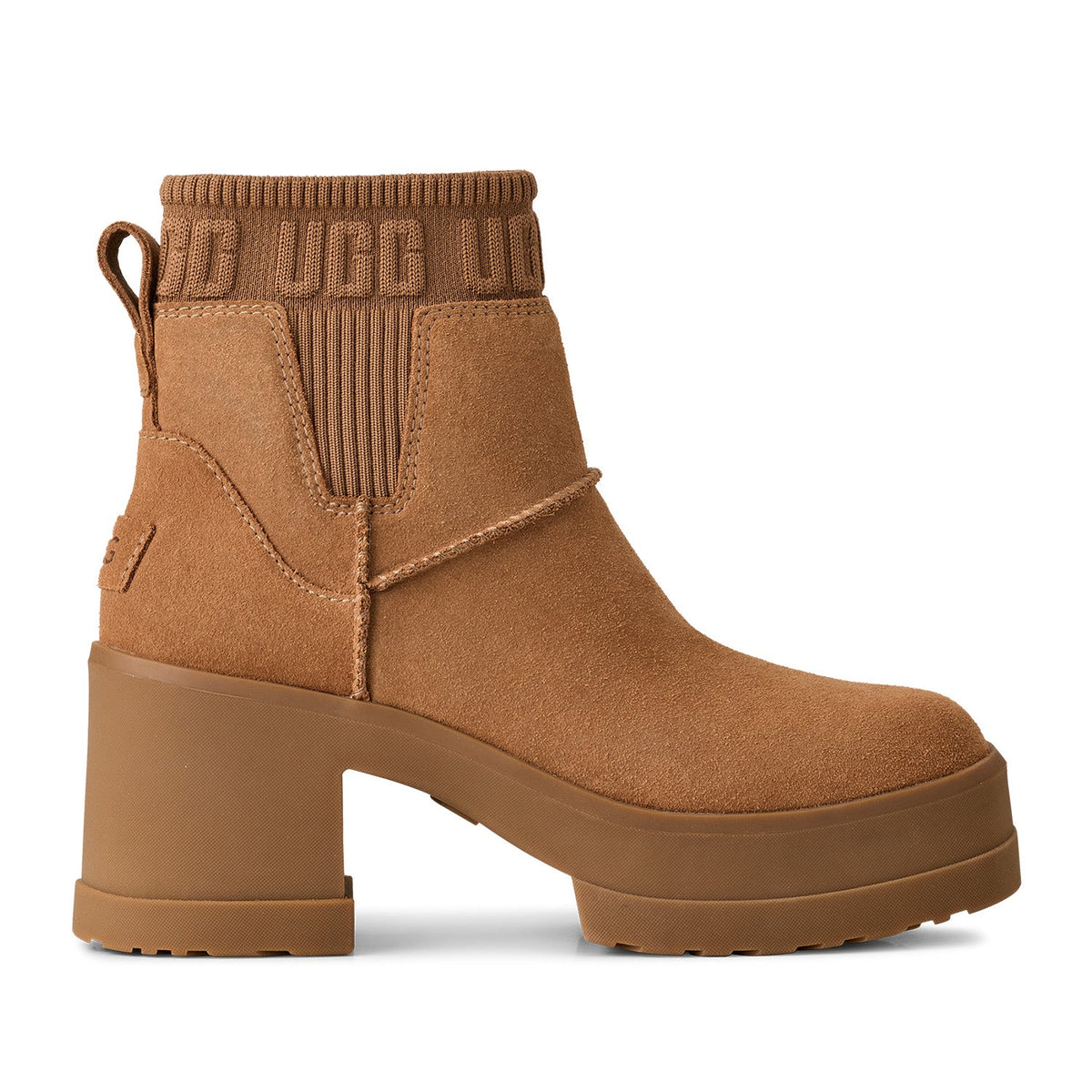 UGG Women's Moxy Chelsea in Chestnut
