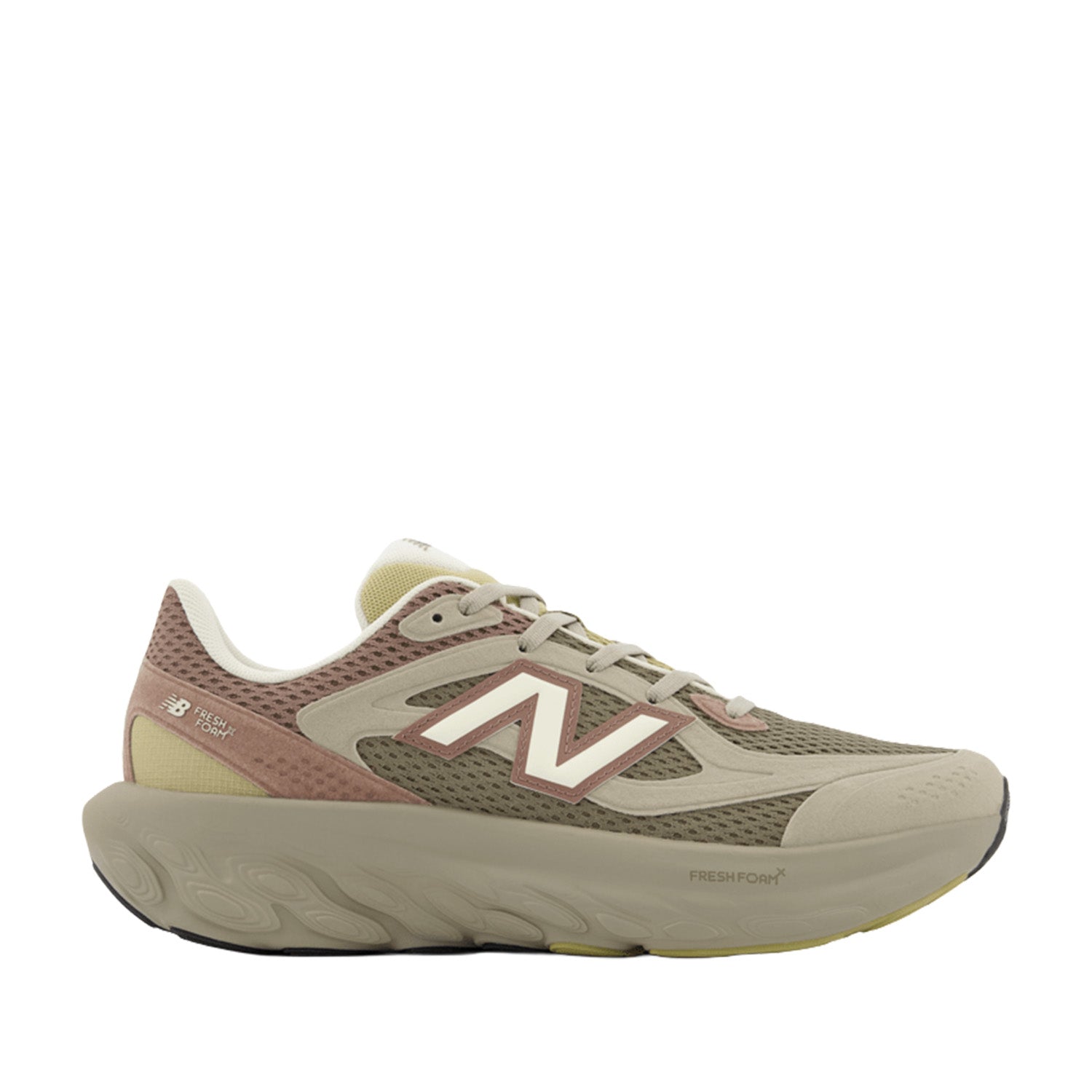 New Balance Men's 800 in Arid Stone with Earth Shadow