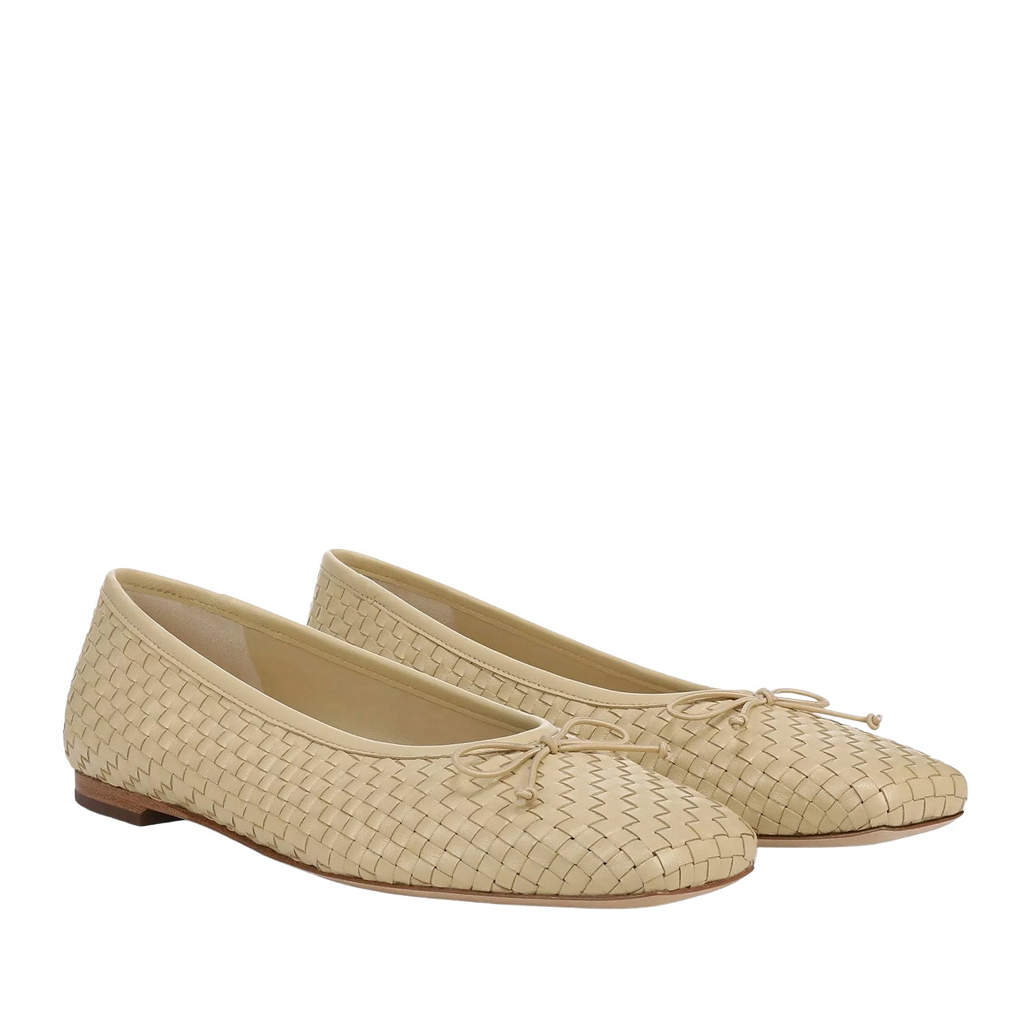 Vince. Women's Darla Weave in Cashew