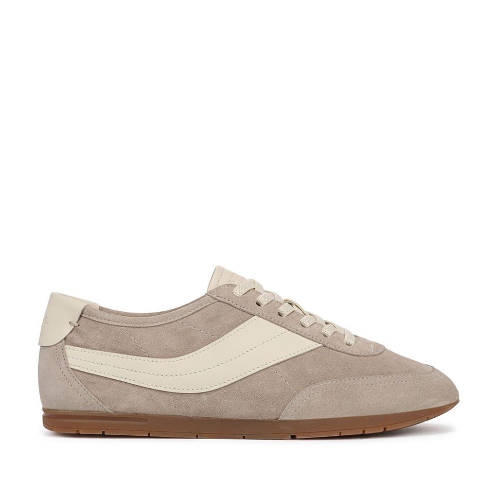 Vince. Women's La Runner-W in Sandstorm/Moonlight