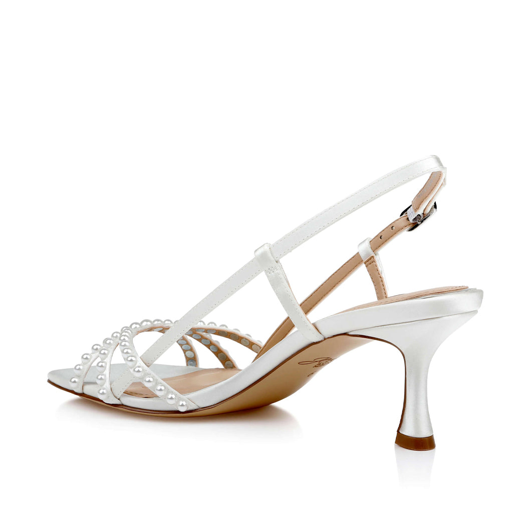 Jewel Badgley Mischka Women's Isabela in Ivory