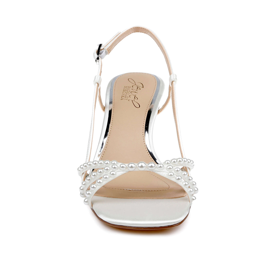 Jewel Badgley Mischka Women's Isabela in Ivory