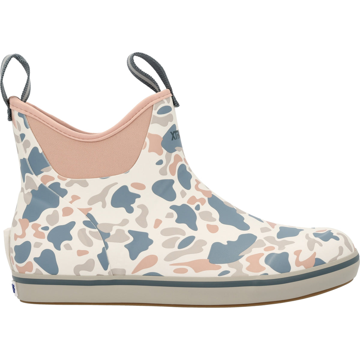 Xtratuf Women's  6" Ankle Deck Boot Ankle Deck Boot Women In Ivory/Duck Camo M
