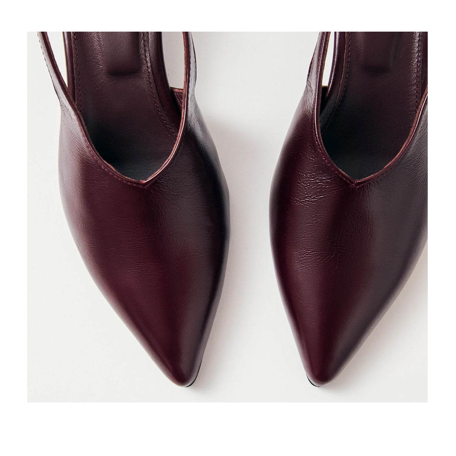 Alohas Women's Eros in Burgundy