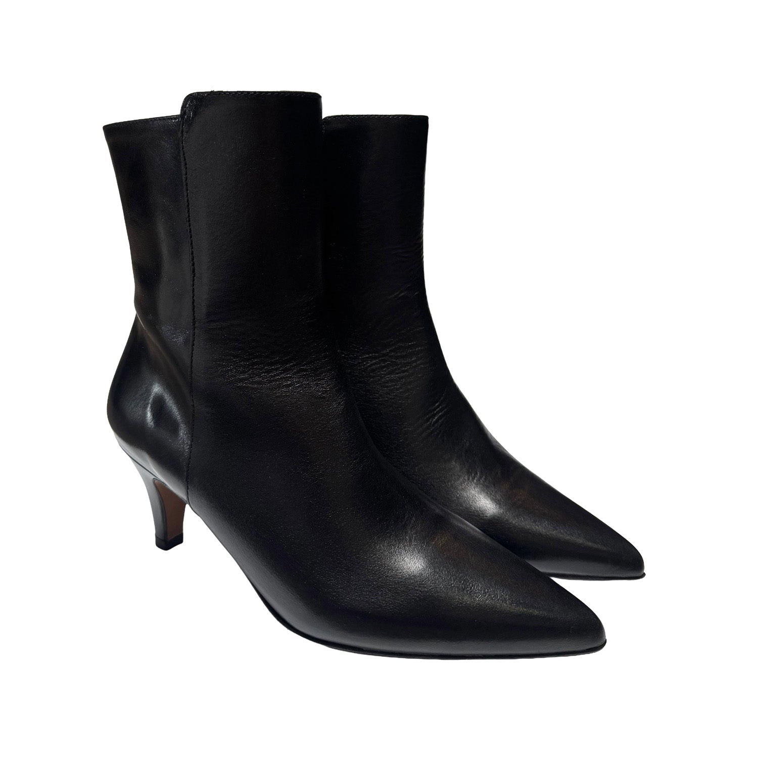 Angel Alarcon Women's Estra 25601-592B in Black