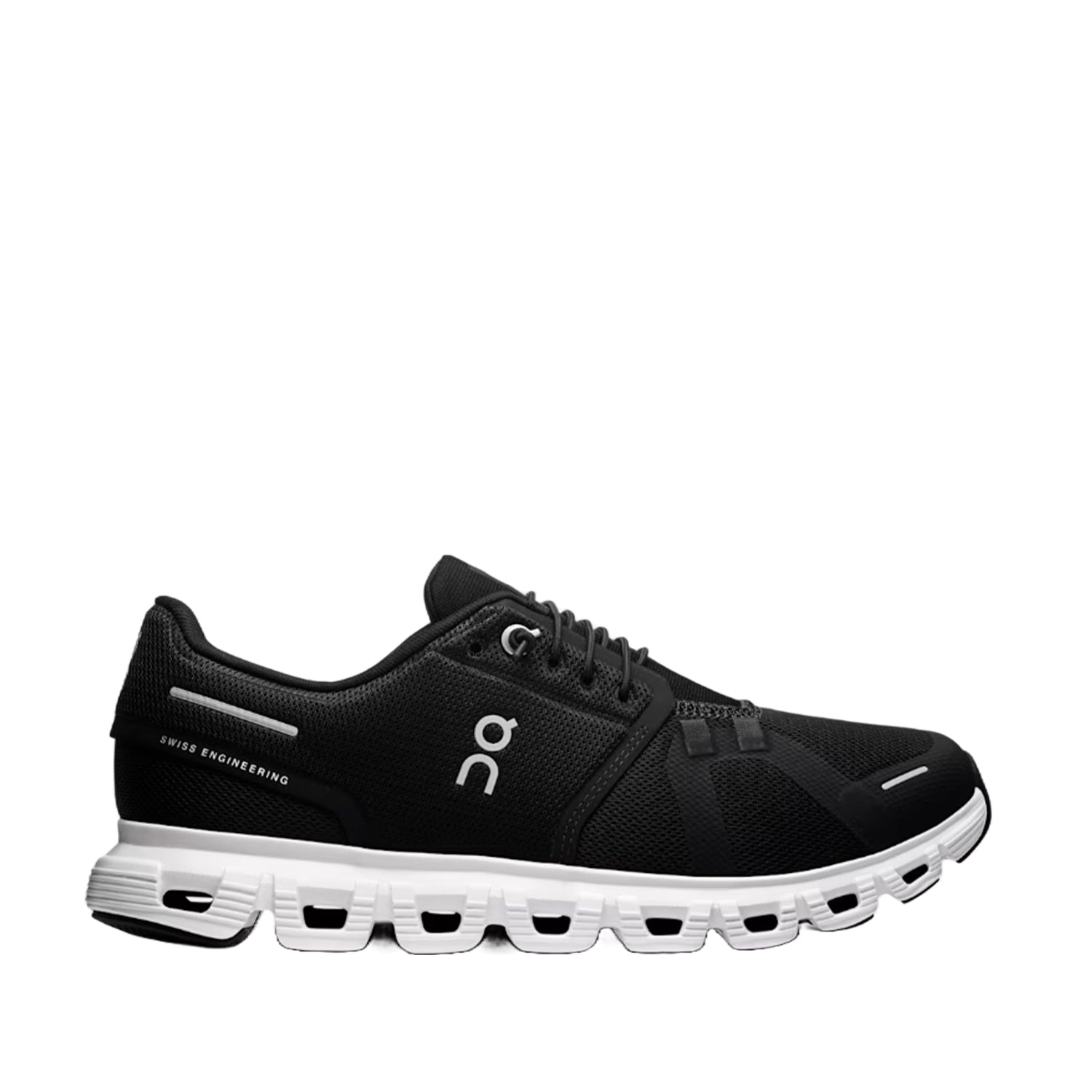 On Running Women's Cloud 6 in Black/White