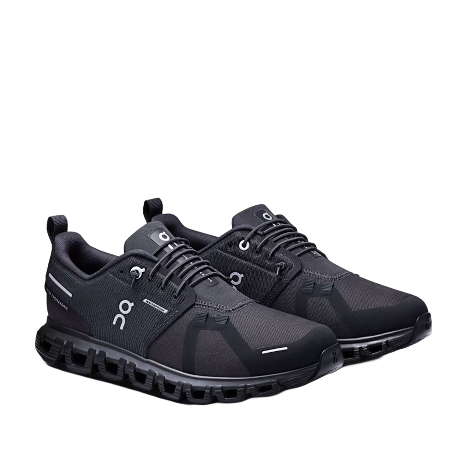 On Running Women's Waterproof Cloud 6 in Black/Black