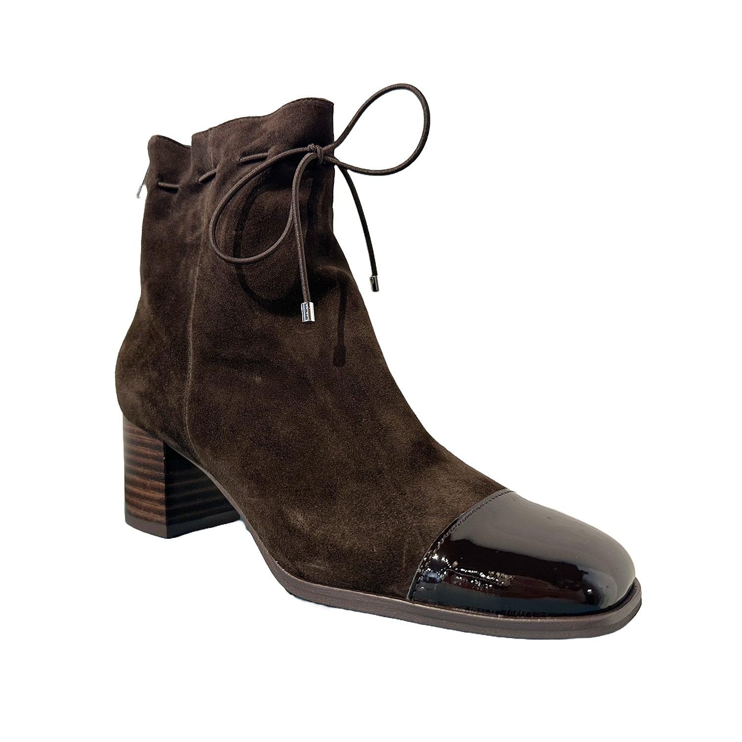 Django & Juliette Women's Valina in Chocolate