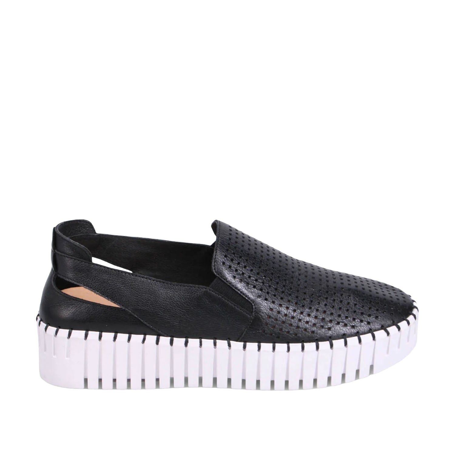 Django and Juliette Women's Bartas in Black