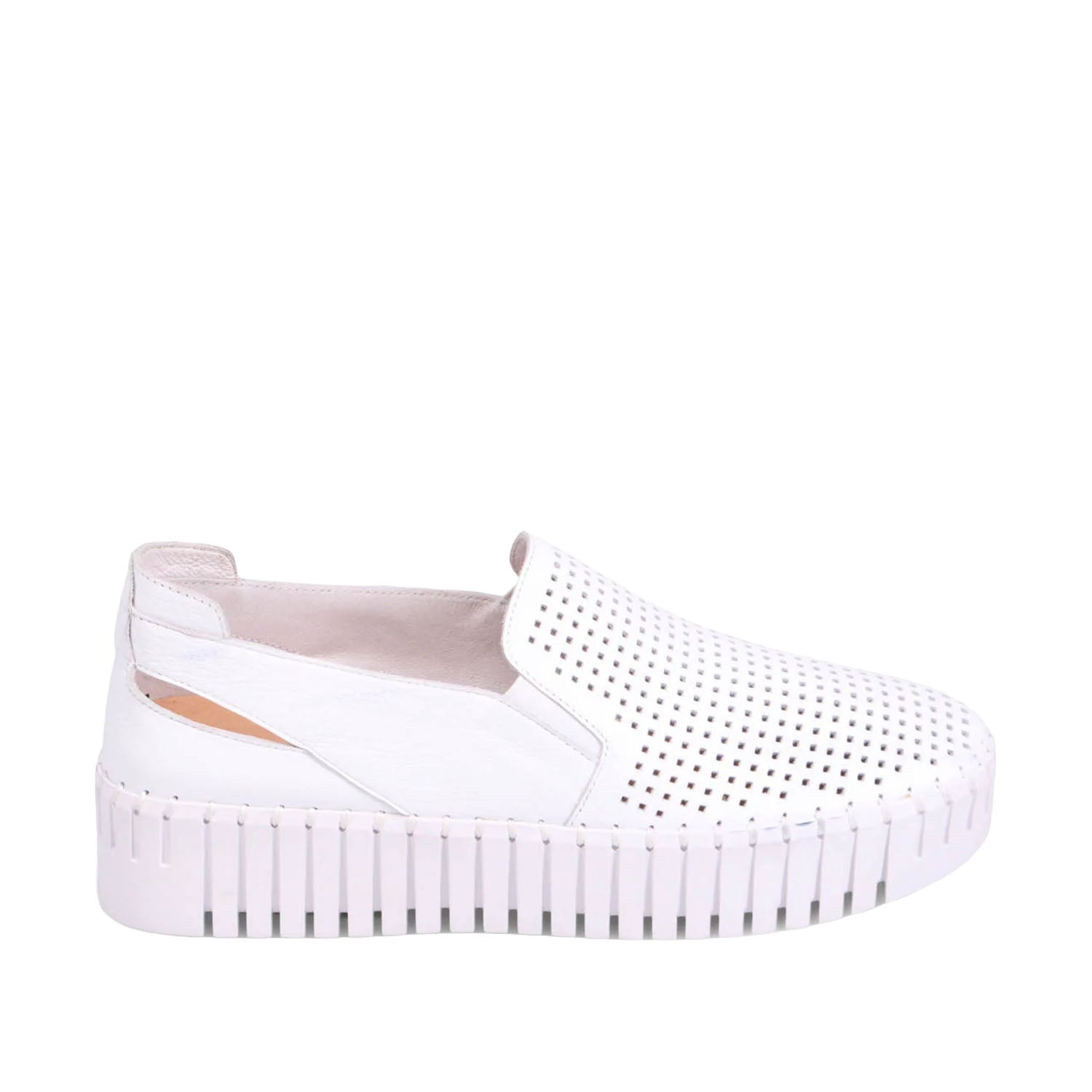 Django and Juliette Women's Bartas in White