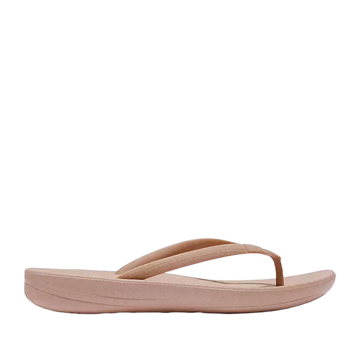 Fitflop Women's IQushion Ergonomic Flip Flop in Beige