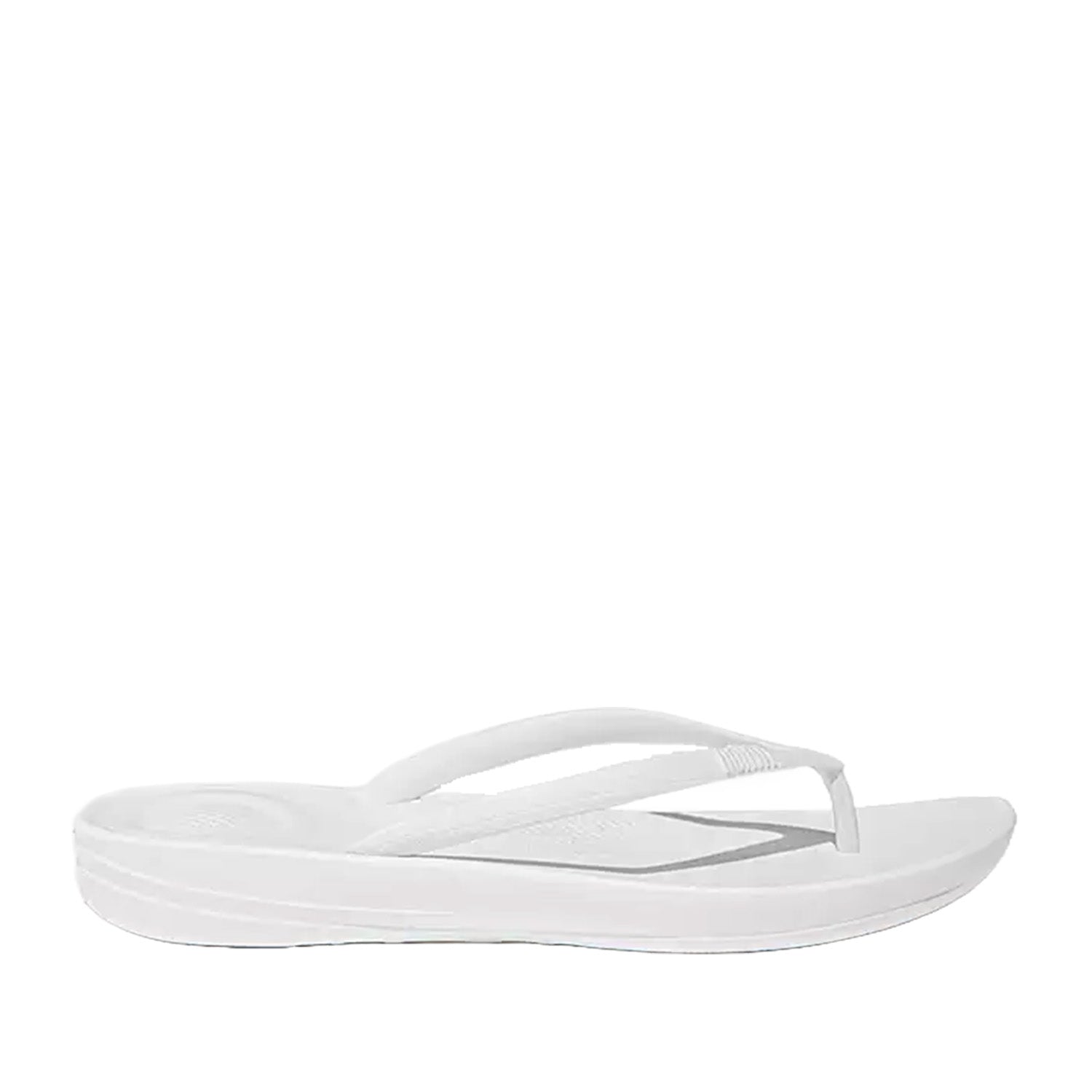 Fitflop Women's IQushion Ergonomic Flip Flop in Urban White