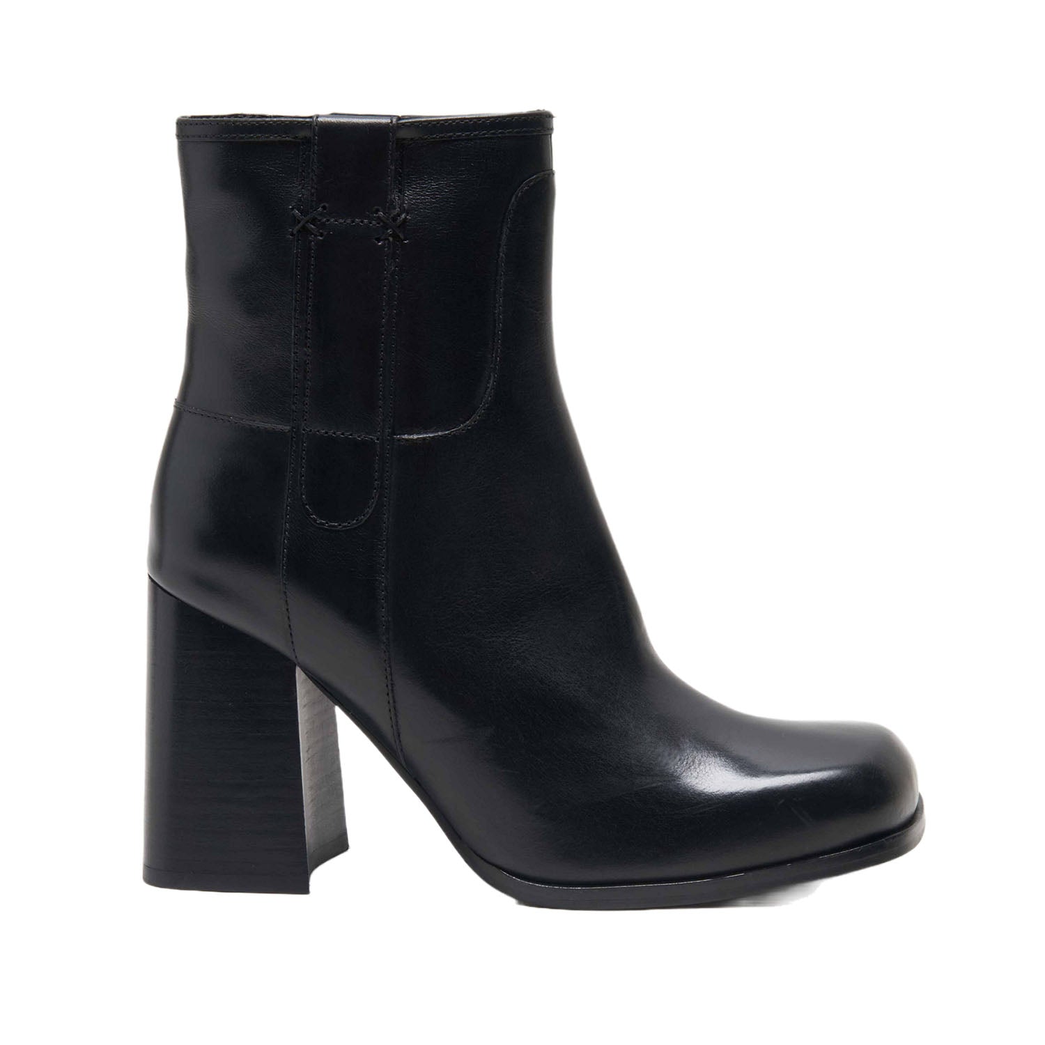 Free People Women's Naomi Ankle Boot in Black