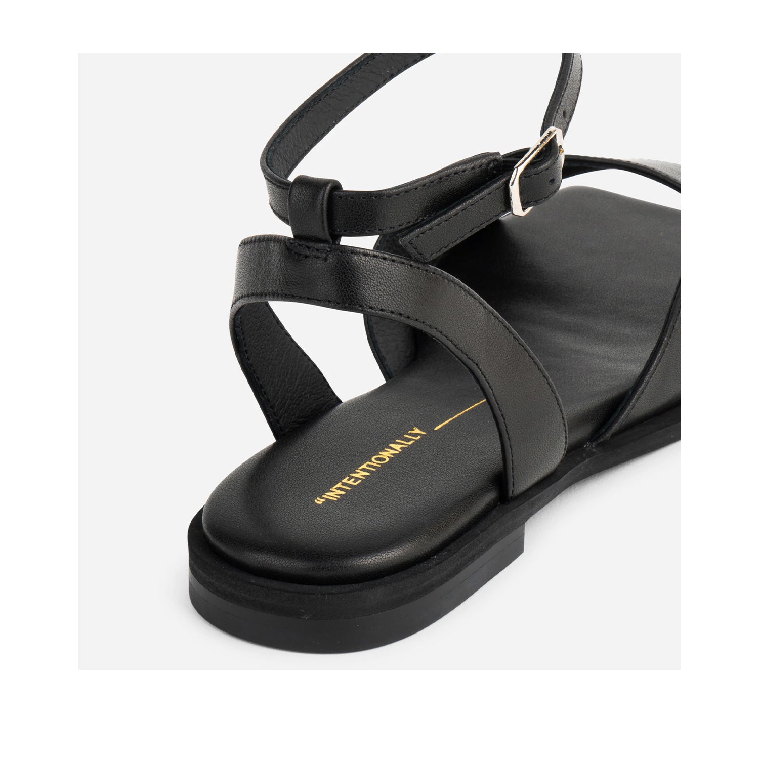 Intentionally Blank Women's Dive in Black