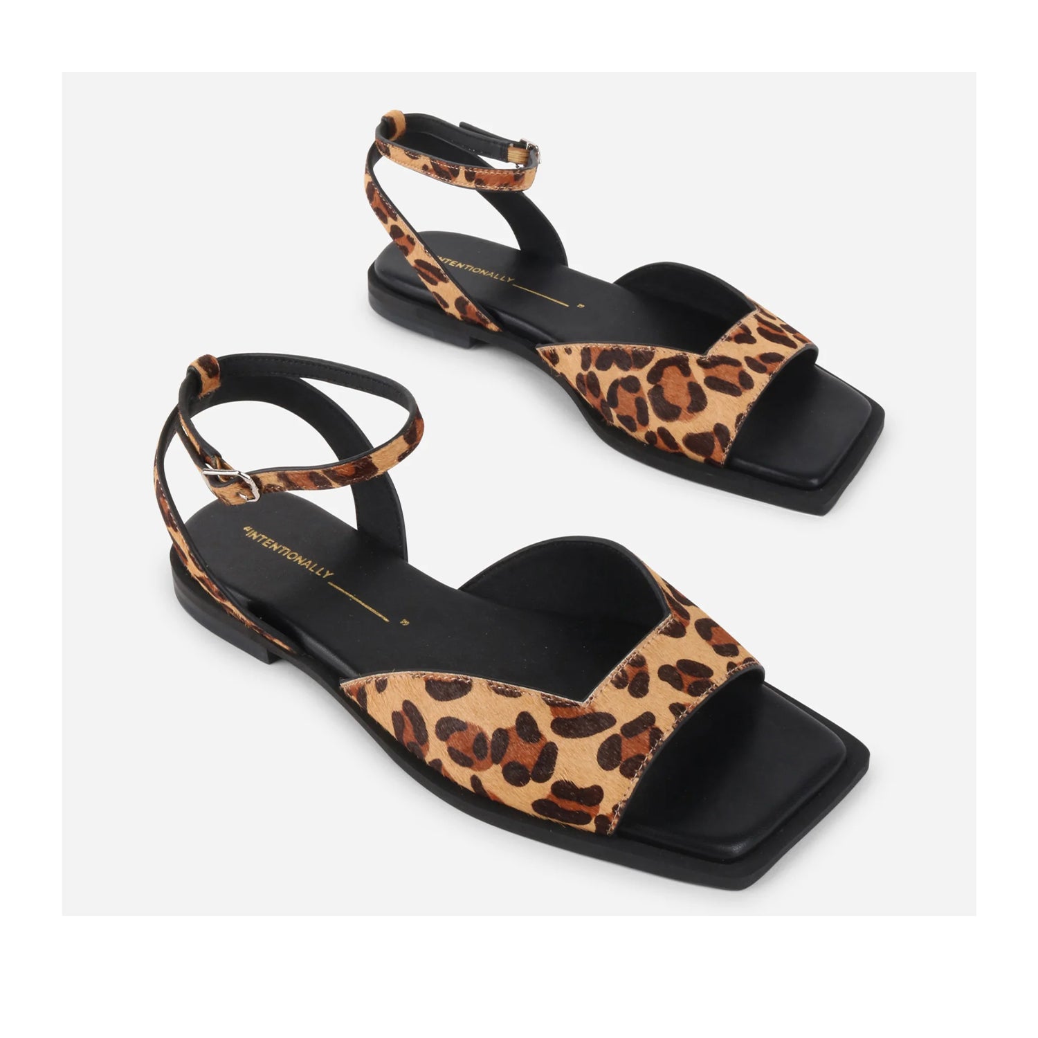 Intentionally Blank Women's Dive in Leopard