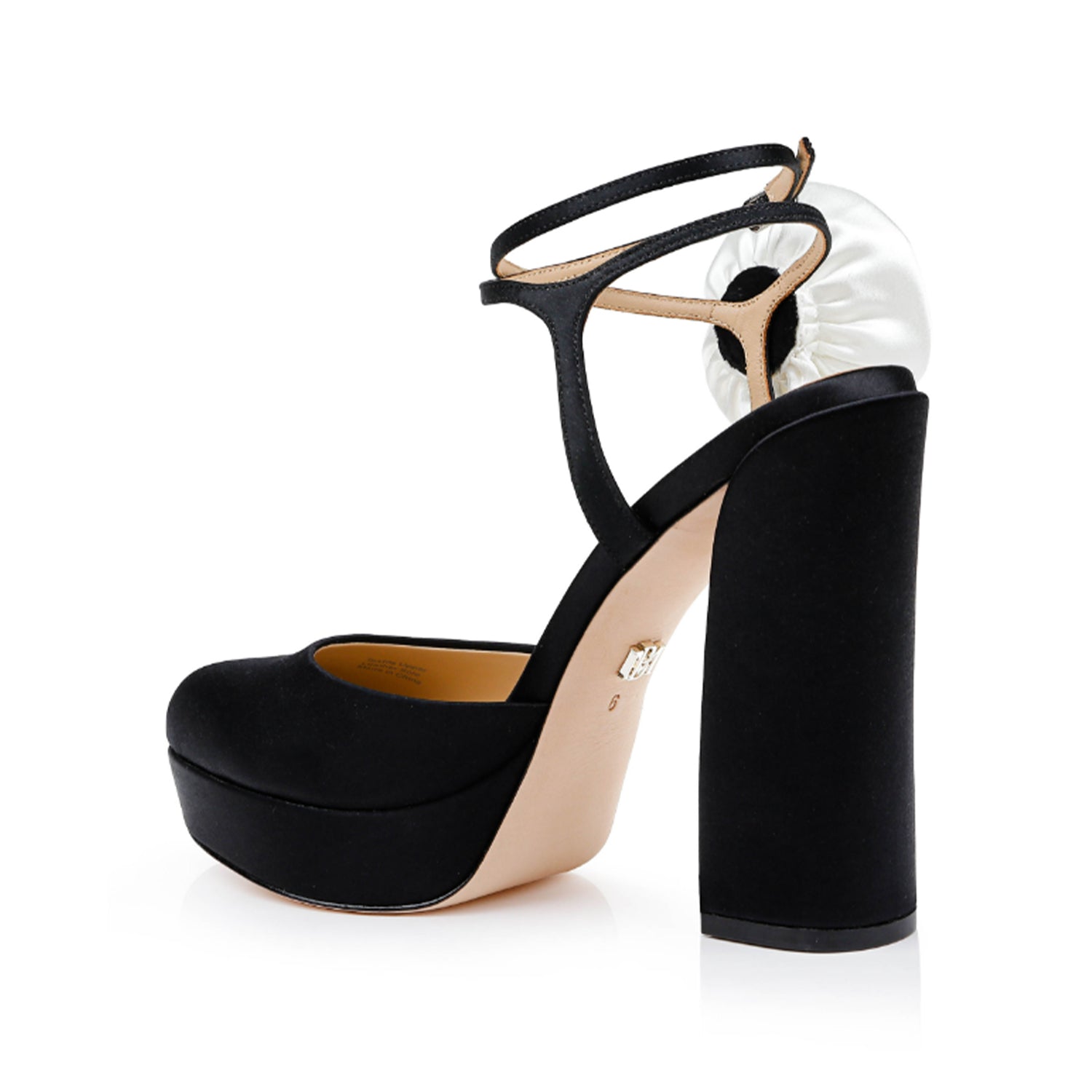 Badgley Mischka Women's Janessa in Black