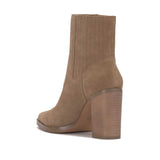 Jessica Simpson Women's Bolesia in Sandstone