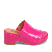 Miz Mooz Women's Gwen in Fuchsia Patent