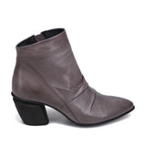 Miz Mooz Women's Jeanie in Graphite