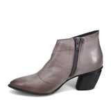 Miz Mooz Women's Jenson in Graphite Antique