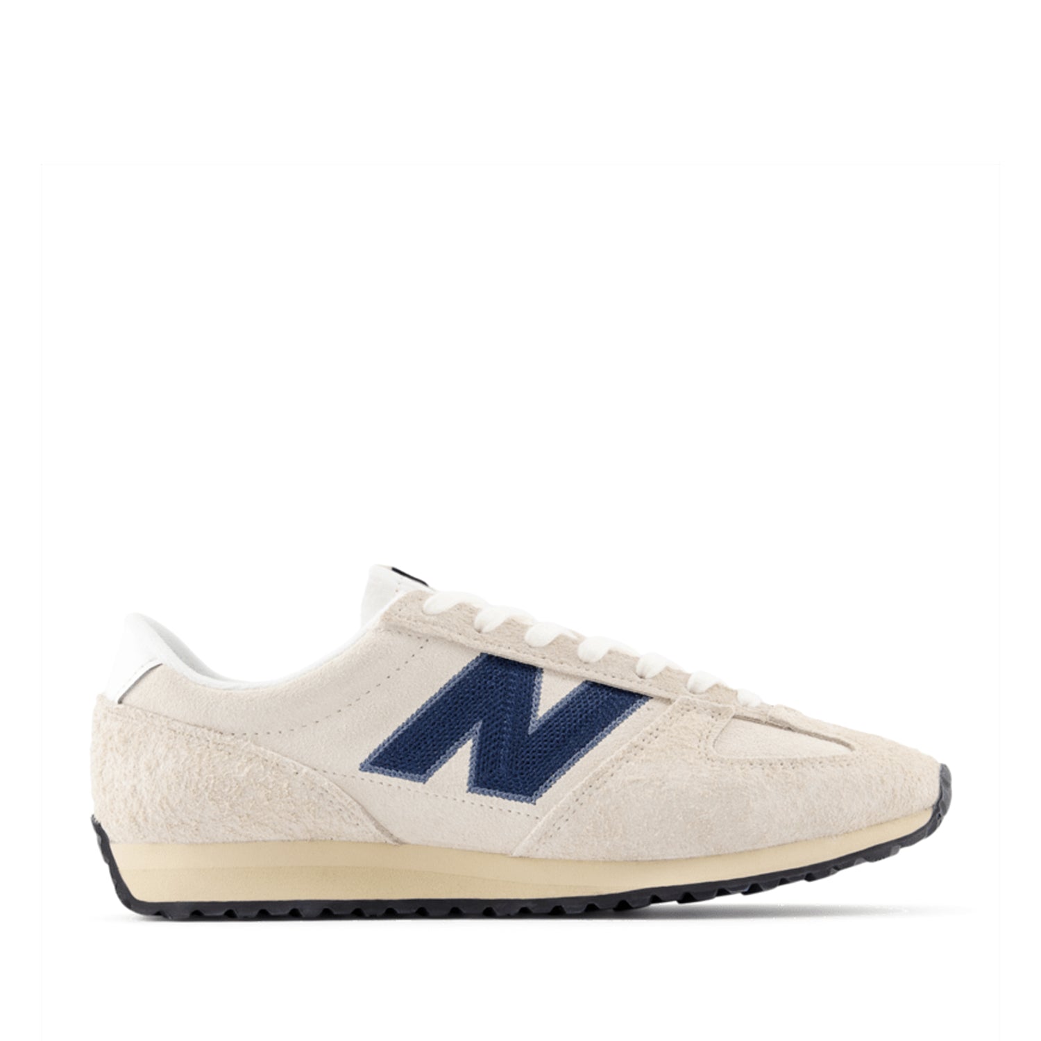 New Balance Unisex 471 in Timberwolf/Angora/Vintage Indigo